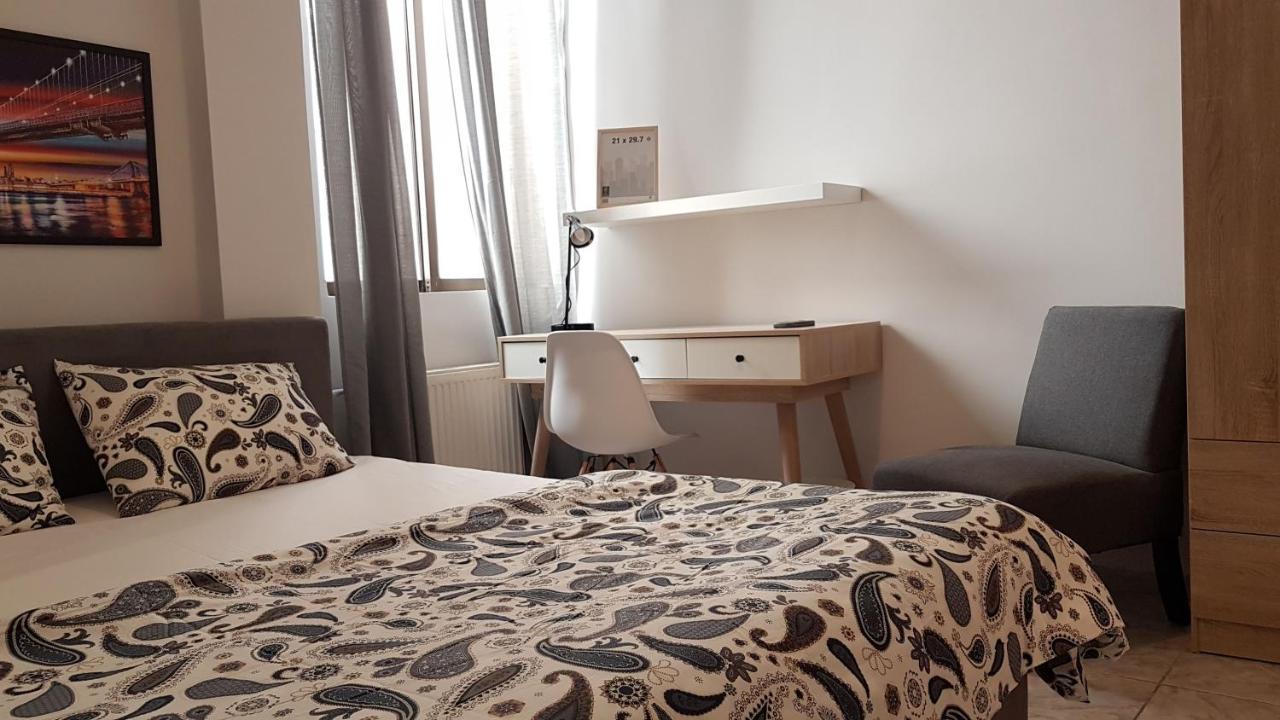 Palette Apartment Champagne - Athens Center, 6 Bd, 3 Bath Exterior photo